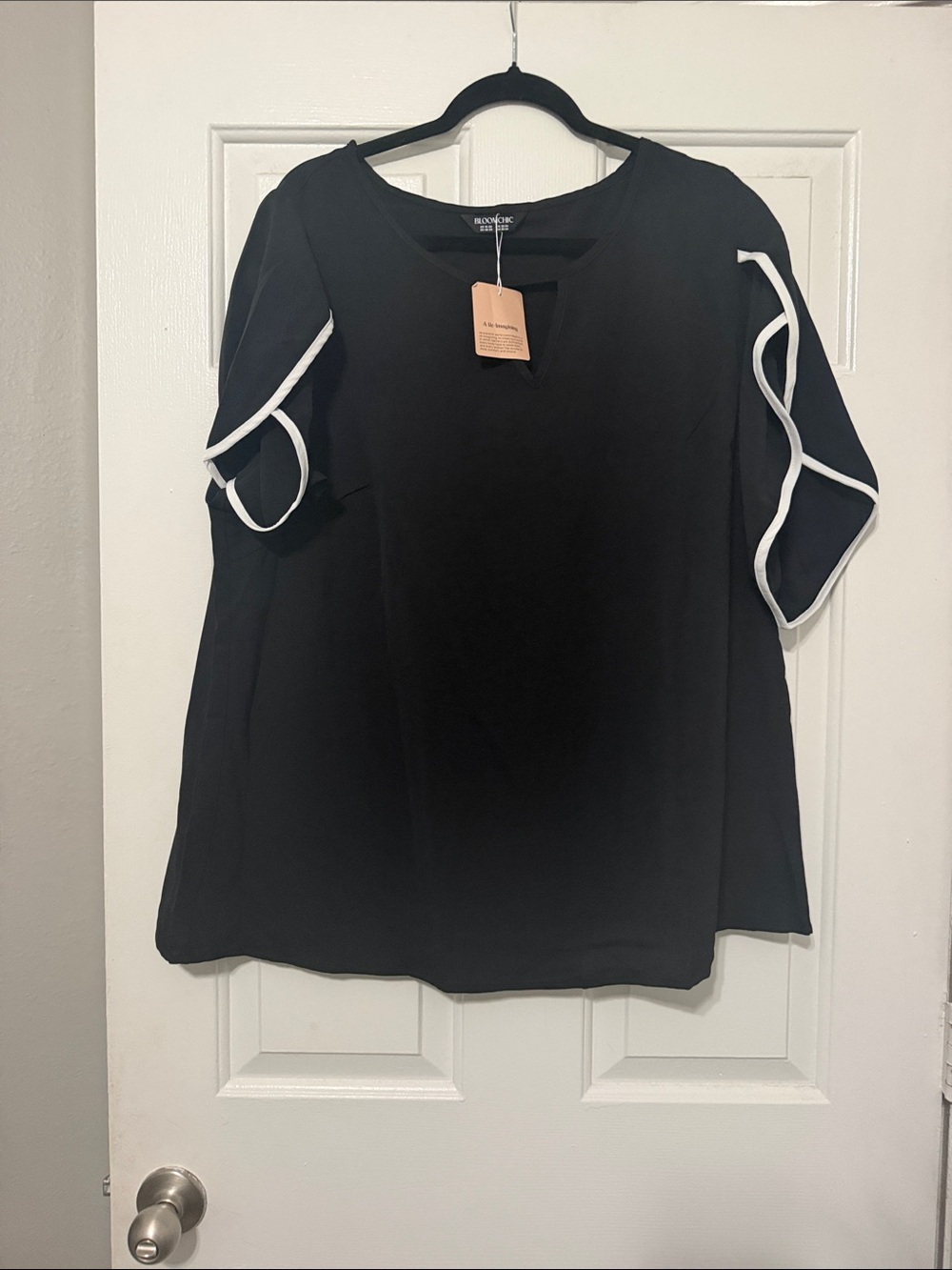 Bloom chic Black Short Sleeve Top with White Trim